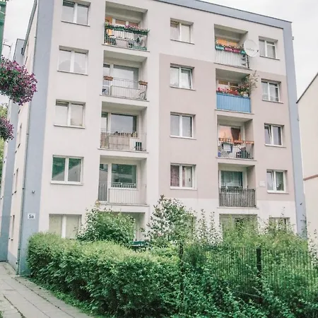 Apartament Dla 4 Osob Z Jedna Sypialnia I Miejscem Do Pracy Zdalnej W Sopocie By Renters 아파트 *