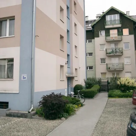 Apartament Dla 4 Osob Z Jedna Sypialnia I Miejscem Do Pracy Zdalnej W Sopocie By Renters 아파트